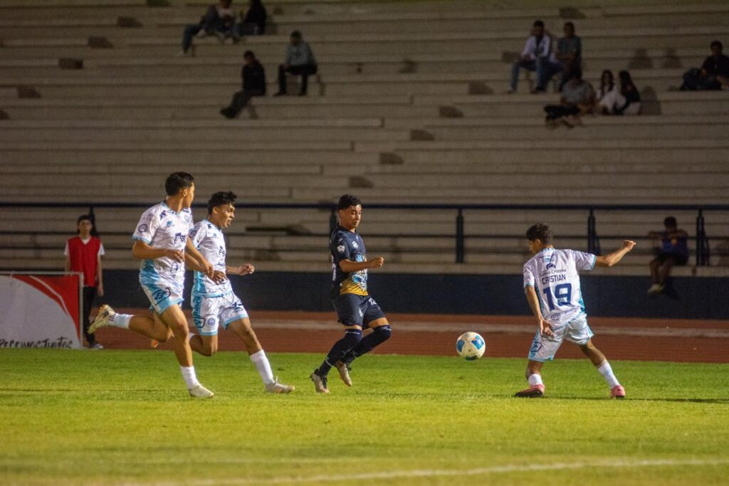 Los Zorros del Atlético Morelia-UMSNH se impone en casa 2-0 a La Piedad Imperial