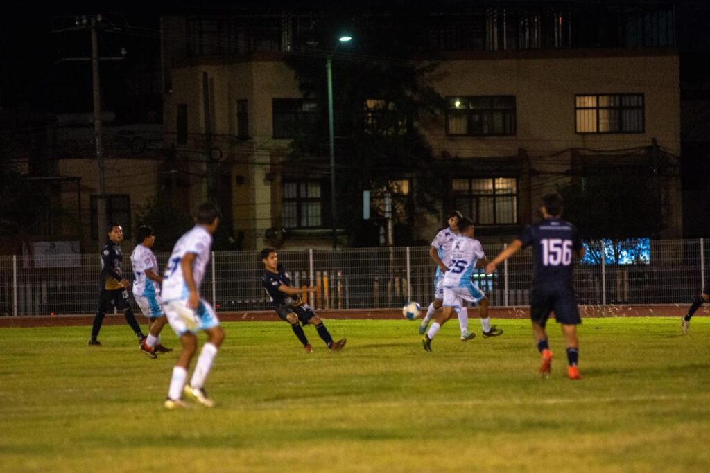 Los Zorros del Atlético Morelia-UMSNH se impone en casa 2-0 a La Piedad Imperial-2