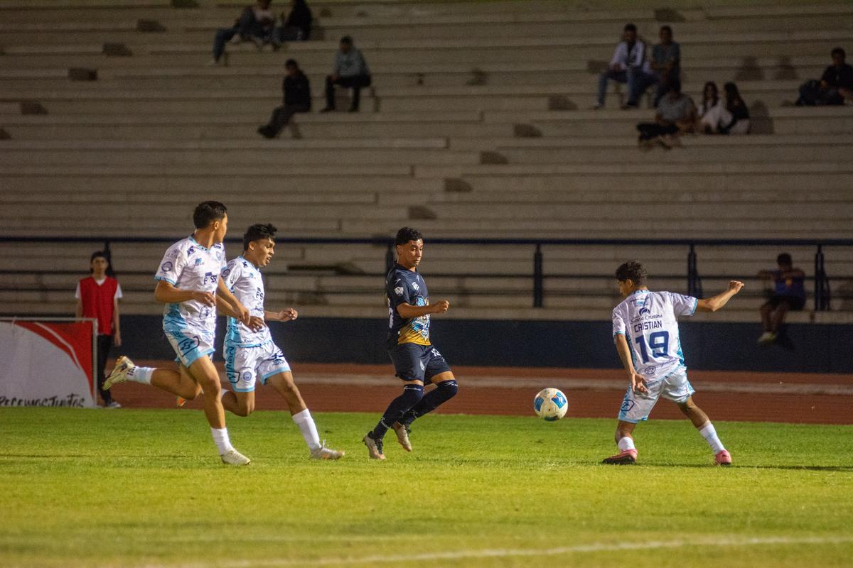 Los Zorros del Atlético Morelia-UMSNH se impone en casa 2-0 a La Piedad Imperial