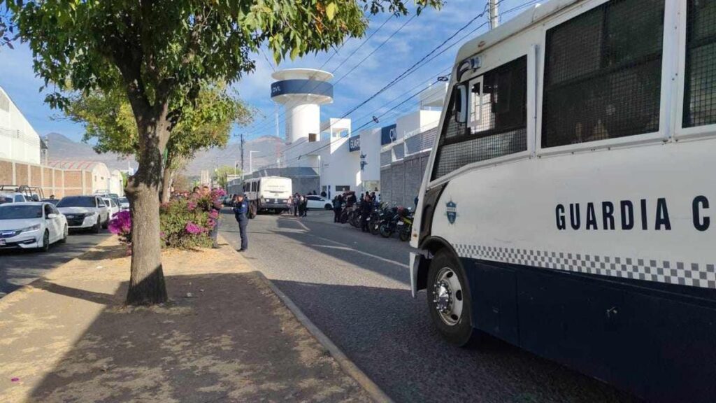 manifestación de policías guardia civil de Morelia-2