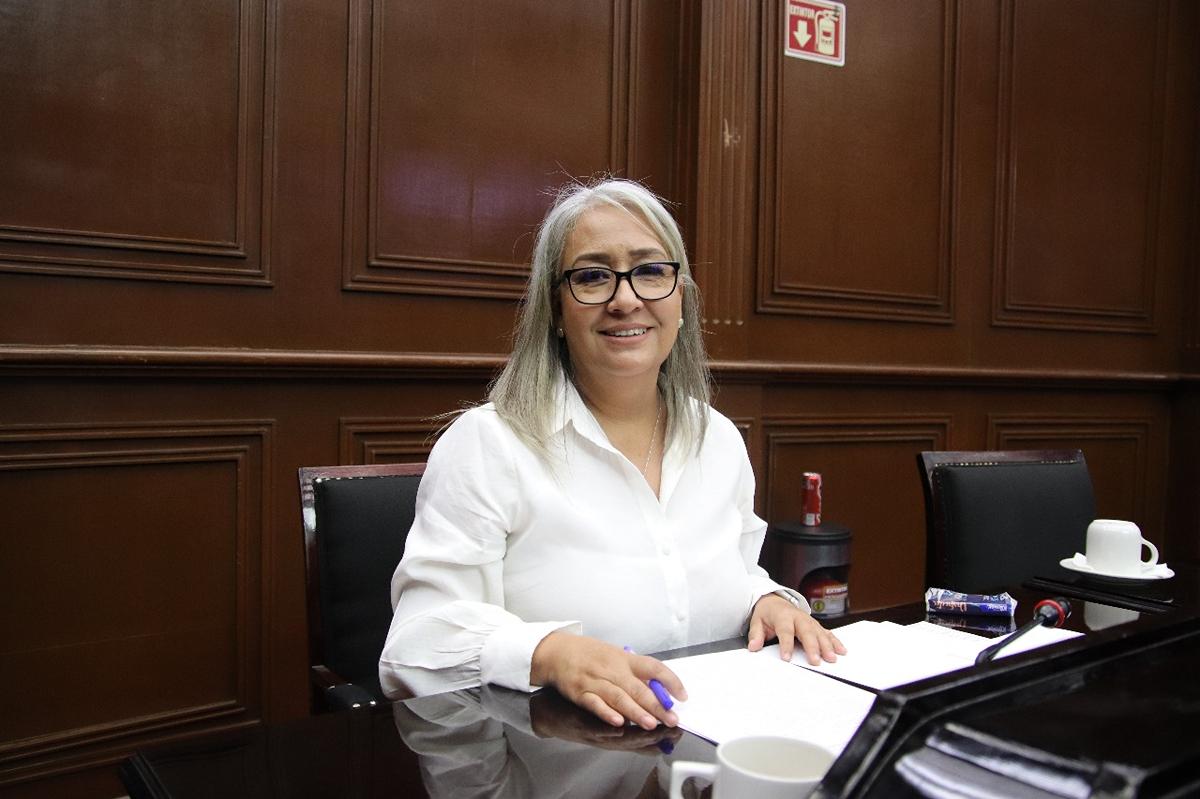 Más transparencia y eficiencia para Michoacán con Gobierno Digital, destaca Emma Rivera