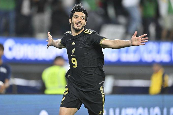 México con doblete de Raúl Jiménez vence a Canadá para instalarse en la Final de la Concacaf Nations League