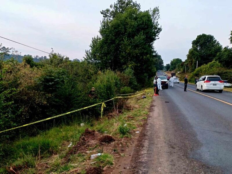 Motociclista muere en accidente sobre la Cuitzitán- Ario de Rosales