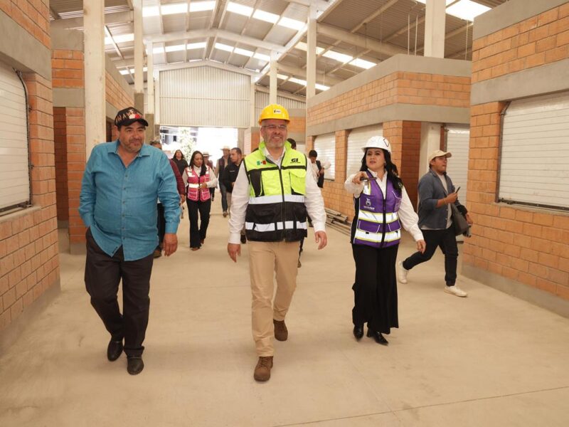 Obra del Mercado Poniente de Uruapan con avance del 90%