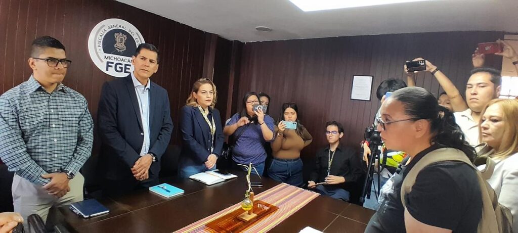 Periodistas interponen denuncia penal contra amenazas allegados al alcalde de Uruapan