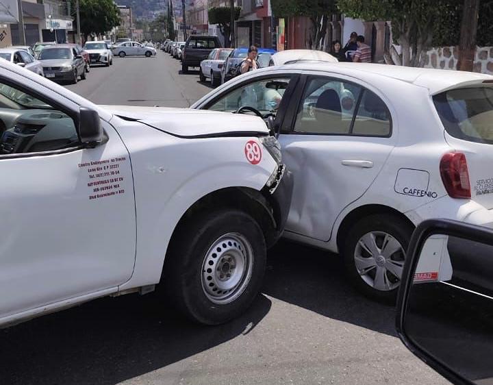 Reportan 2 accidentes vehiculares en distintas colonias de Morelia