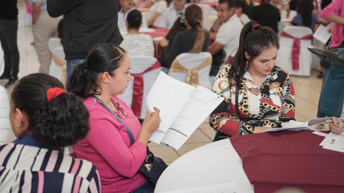 seguridad patrimonial mujeres Mujeres michoacanas ya tienen un hogar seguro: Gladyz Butanda