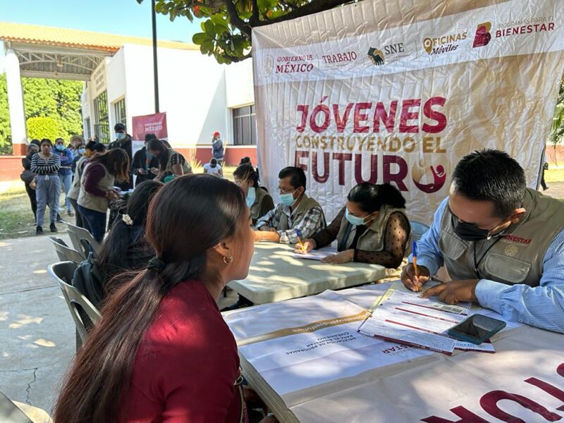 Senado declara constitucional programa Jóvenes Construyendo el Futuro