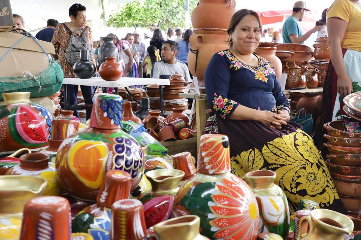 Tianguis de Domingo de Ramos en Uruapan