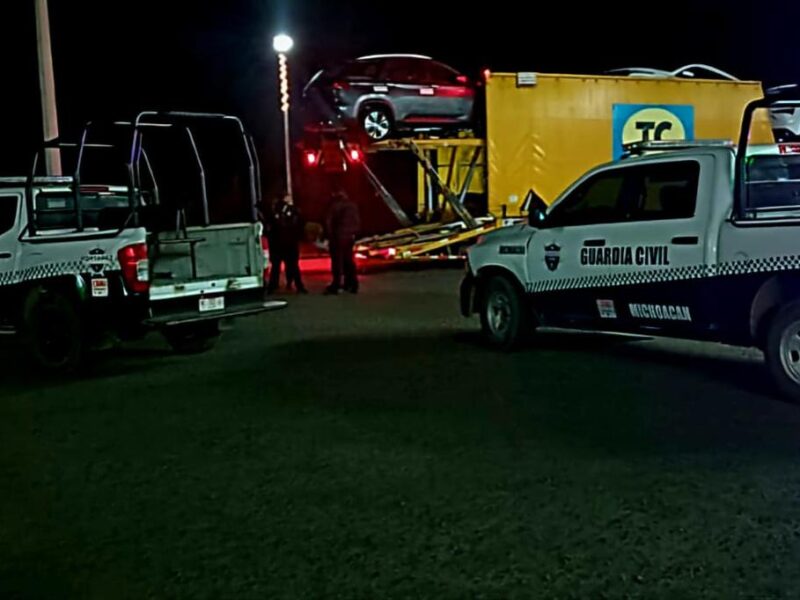 tráiler nodriza es víctima de asalto armado en la Pátzcuaro-Morelia