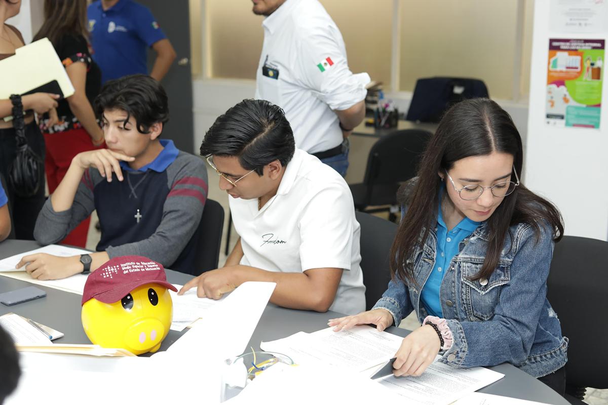 Últimos días para solicitar becas de movilidad estudiantil: Iemsysem